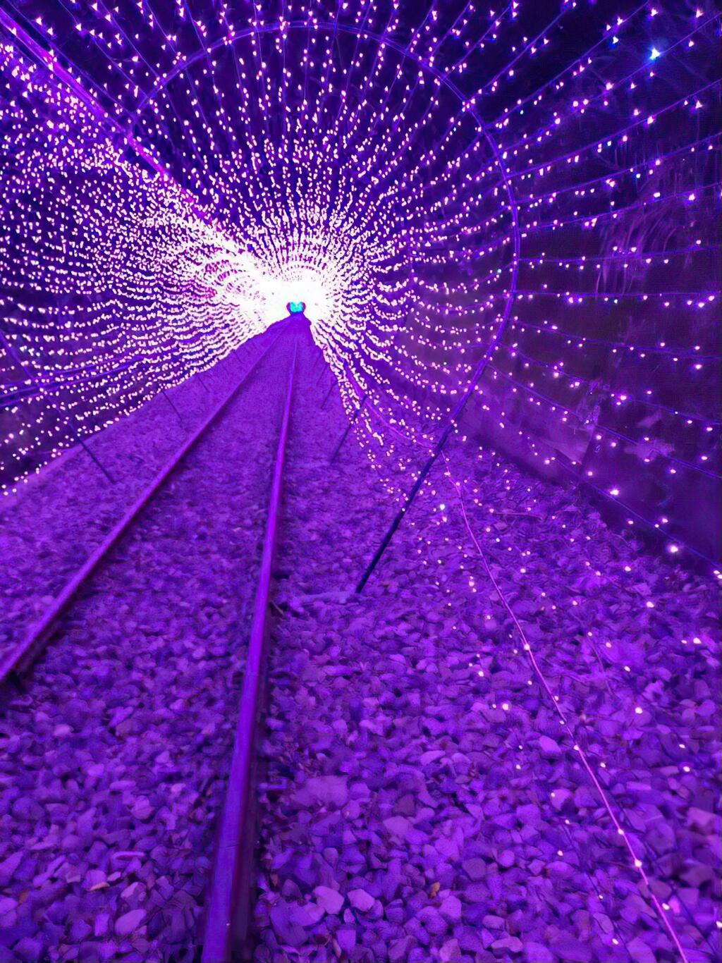 Shen’ao RailBike – Romantic summer night railroad journey under the starry sky. Shall we get on the road now, darling?