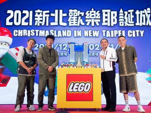 12.11與12.12「巨星耶誕演唱會」雙壓軸卡司High翻耶誕城，邀請12.11壓軸的玖壹壹出席記者會