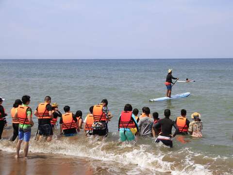 中角灣衝浪體驗活動