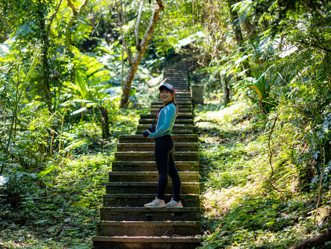 和美山步道是一條老少咸宜的登山步道，不僅路程短暫，步道也平緩親人