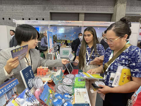 新北摊位於日本旅展深受欢迎，来询问旅游资讯的人潮络绎不绝