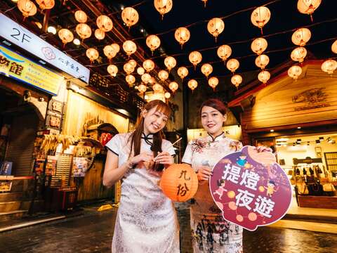 6月21日起每周六、日将推出预约制「百人提灯夜游」导览行程，参与者可获赠专属纪念品