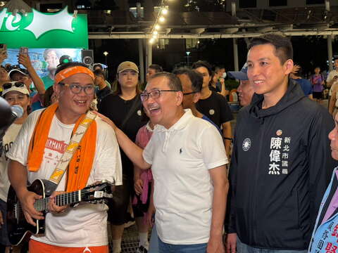 新北市市長侯友宜今日也特別蒞臨會場，與現場樂迷一同感受原創音樂獨有的魅力。