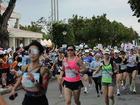 新北市鐵道馬拉松接力賽已成為本市年度重要盛事(圖為2025鐵道馬資料照)