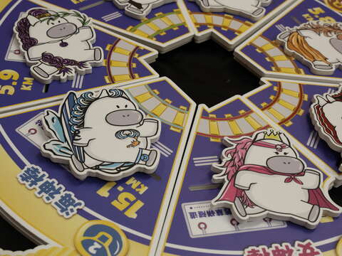 鐵道馬十一周年持續將7神IP融入跑者物資中,可愛實用兼具非常值得收藏。