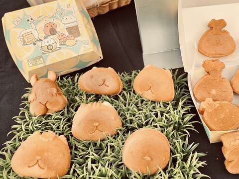 假日限定！超萌水豚君造型雞蛋糕。