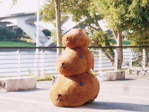 大小朋友最期待的「水豚君人偶見面會」邁入最終週，將於本週末（12月20日、12月21日）溫暖登場。