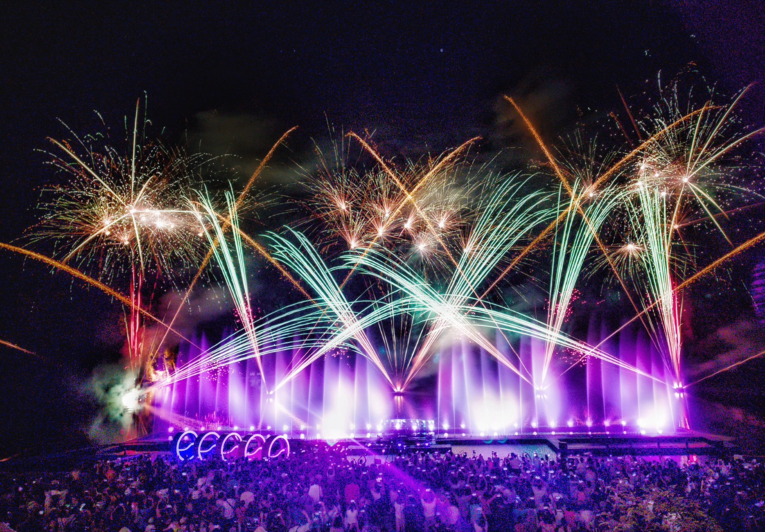 今年水舞闭幕特别安排300秒长效烟火秀，邀请大家一同在绚烂花火下，为今年的水舞季留下最完美的珍贵回忆。(图为活动资料照)