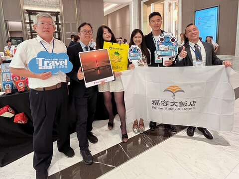 新北市觀光局楊宗珉局長攜手新北業者赴泰國共同行銷推廣本市特色觀光產業