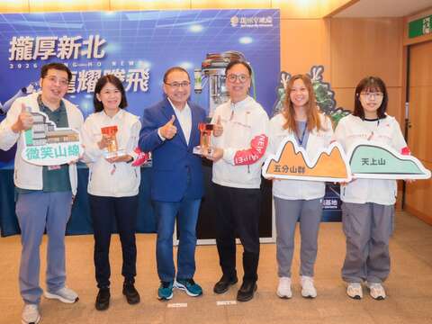 115年8月12日市政会议献奖