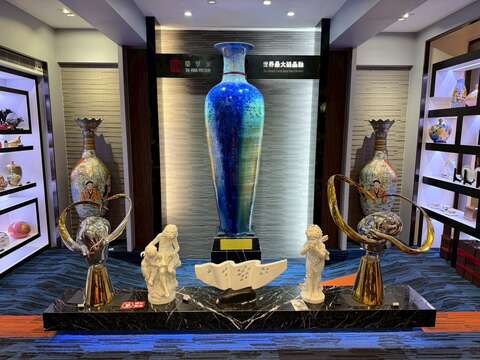 参访台华窑，体验莺歌陶瓷工艺，深入认识在地文化与工艺之美。