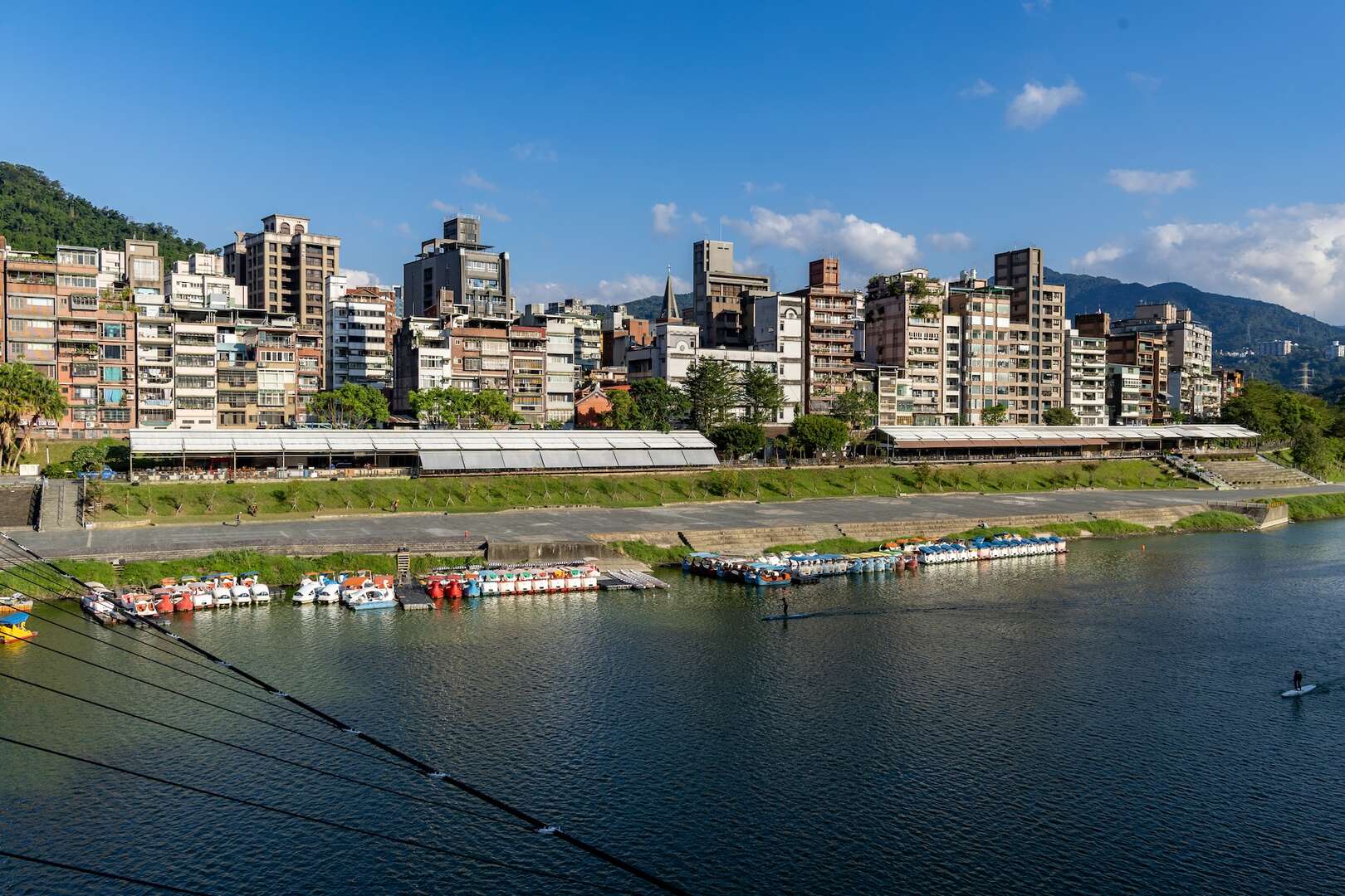 新店大碧潭商圈