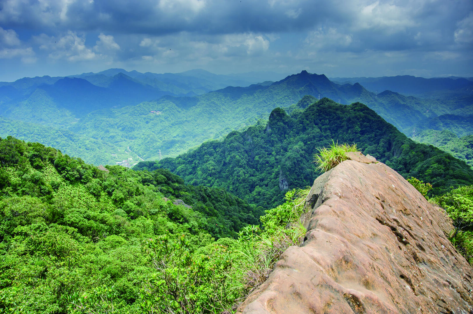 皇帝殿登山步道