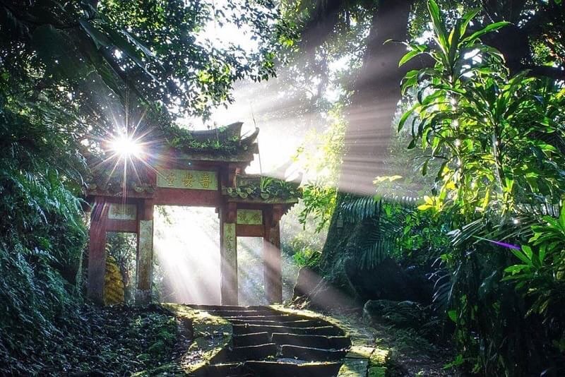 迷うことを怖がらなく、光の方向にしたがりましょう。