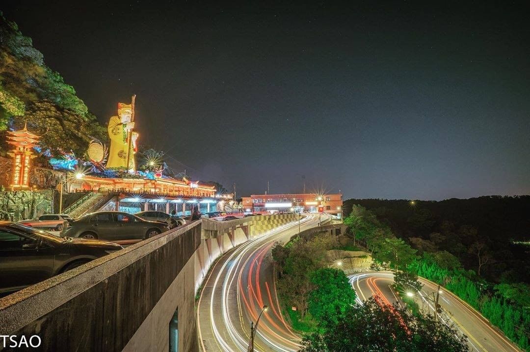 金運アップと夜景の楽しみ、一挙両得ですね！