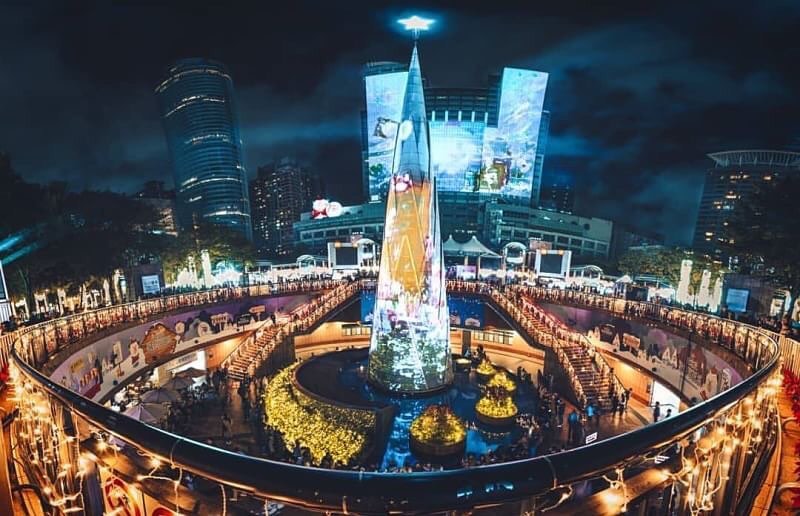 ライティングショーの全部は本当に圧倒的に素晴らしい！