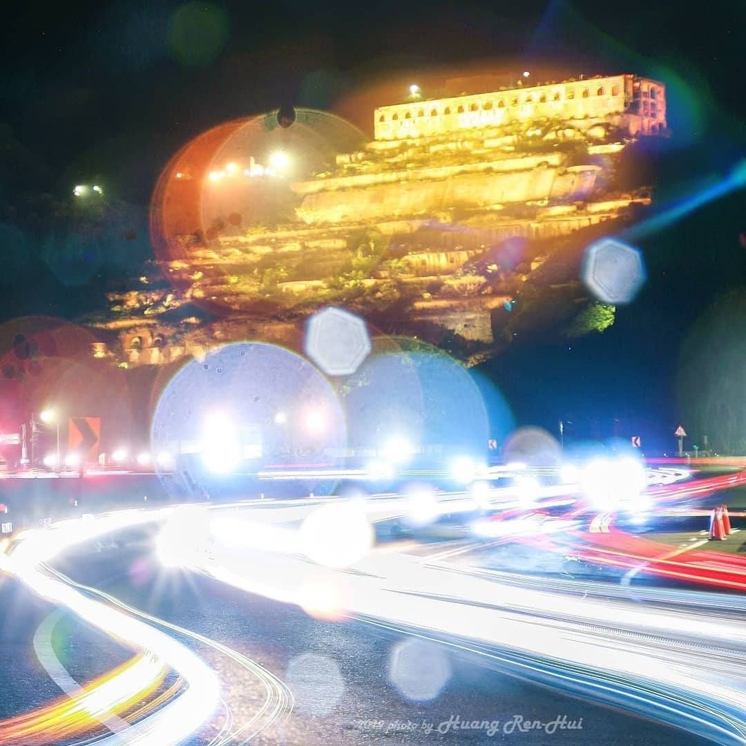 Remains of the 13 levels, it looks even more beautiful at night.