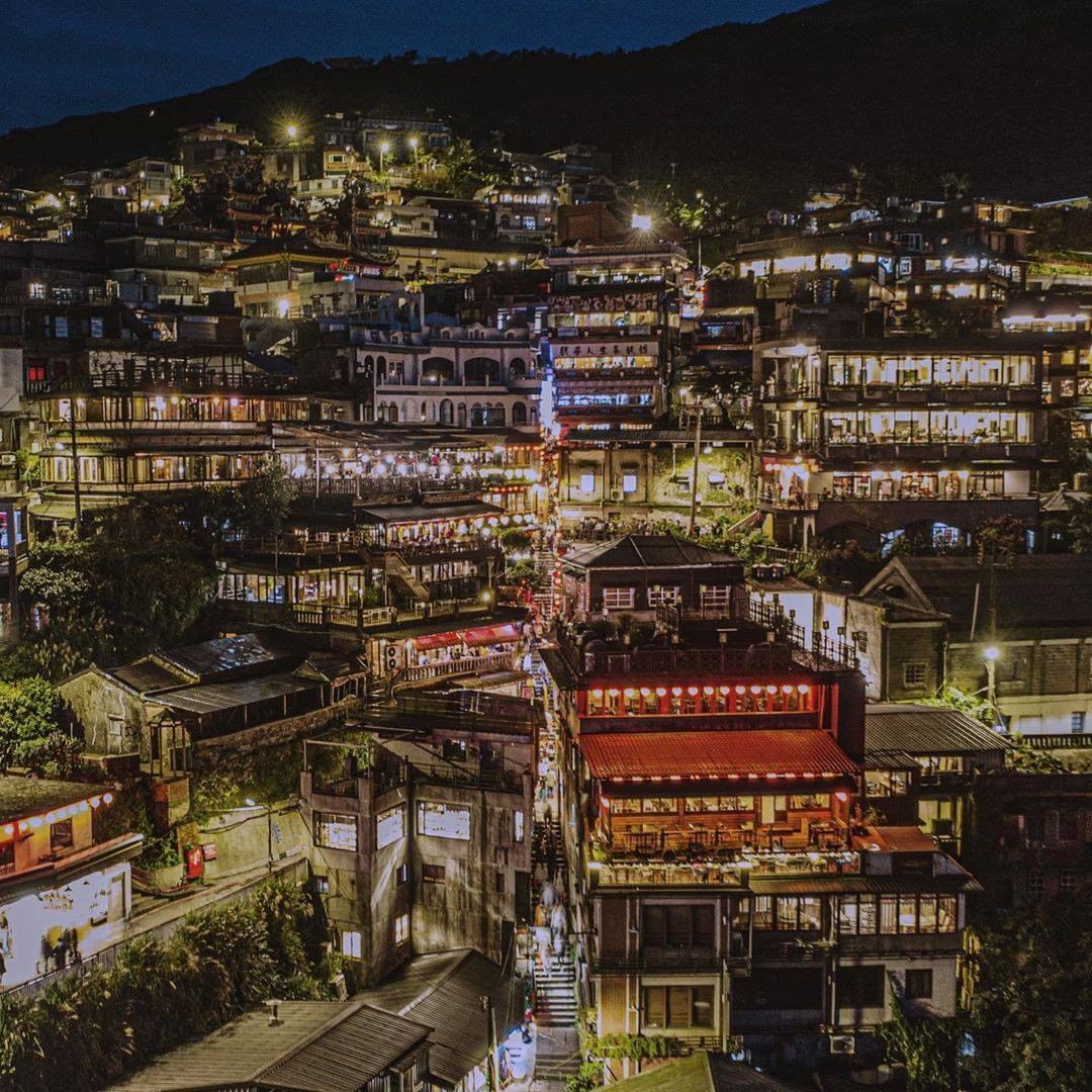 This lively old street is one of the top photography spots in northern Taiwan.