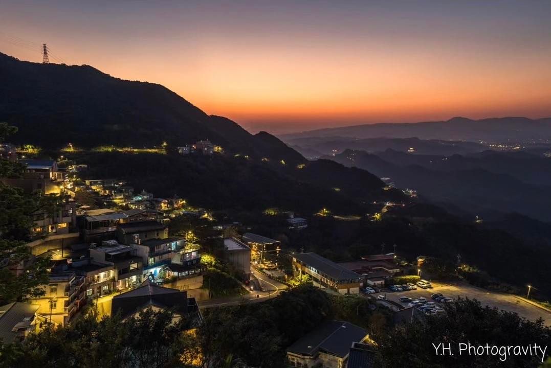 愉快的小周末,一起來欣賞九份山城的夕陽美景~
