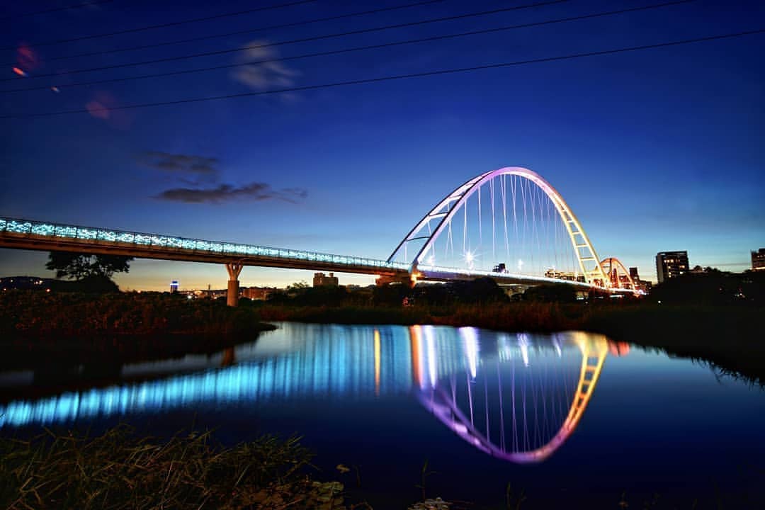 你最喜歡什麼時候的新月橋呢？