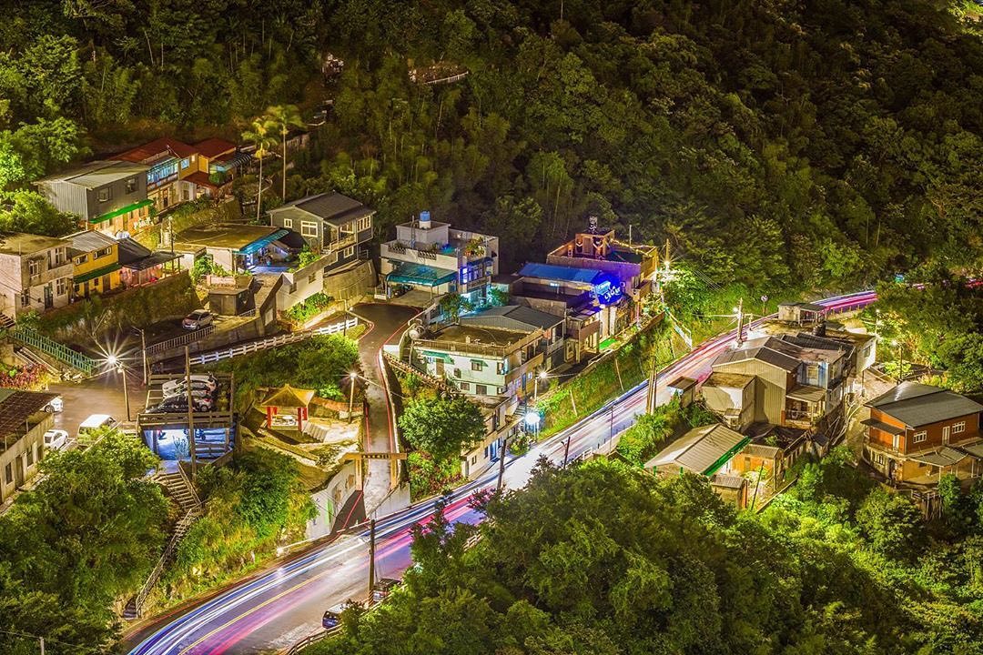 窮千里之眺望，心境之昇華。