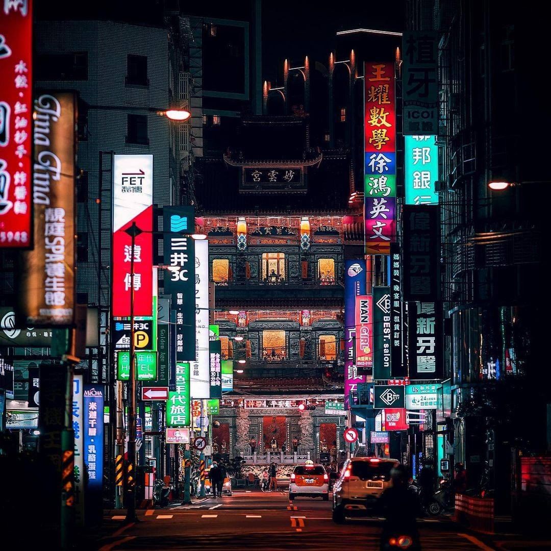 隱身在大街小巷，是信仰，是寄託，是日常生活，一直都離我們這麼近。