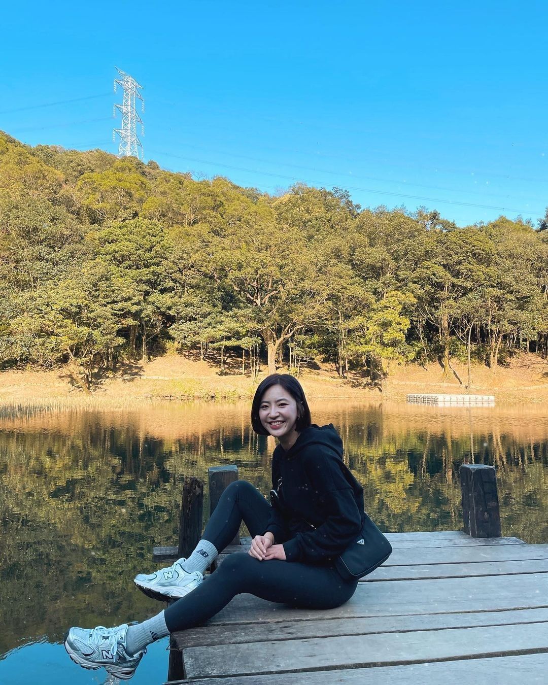 來到夢湖如同走進夢境般。