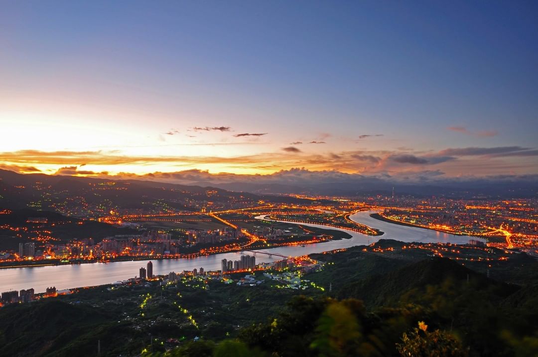 持續努力謹慎，朝向清零前進