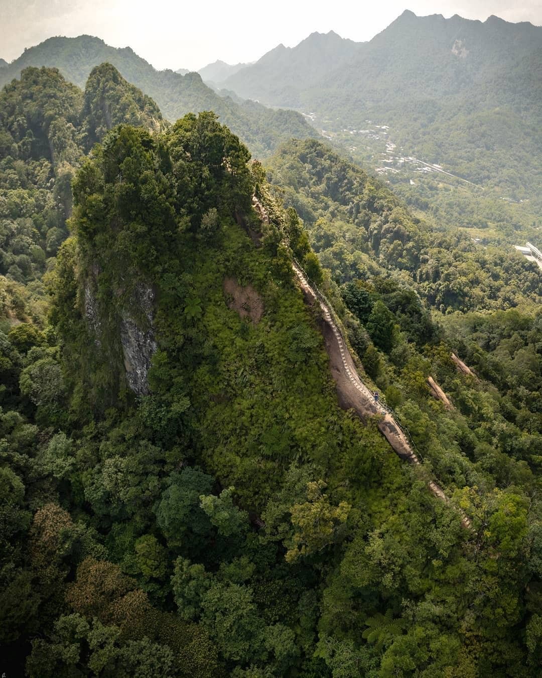 今天是父親節，祝全天下的爸爸父親節快樂 