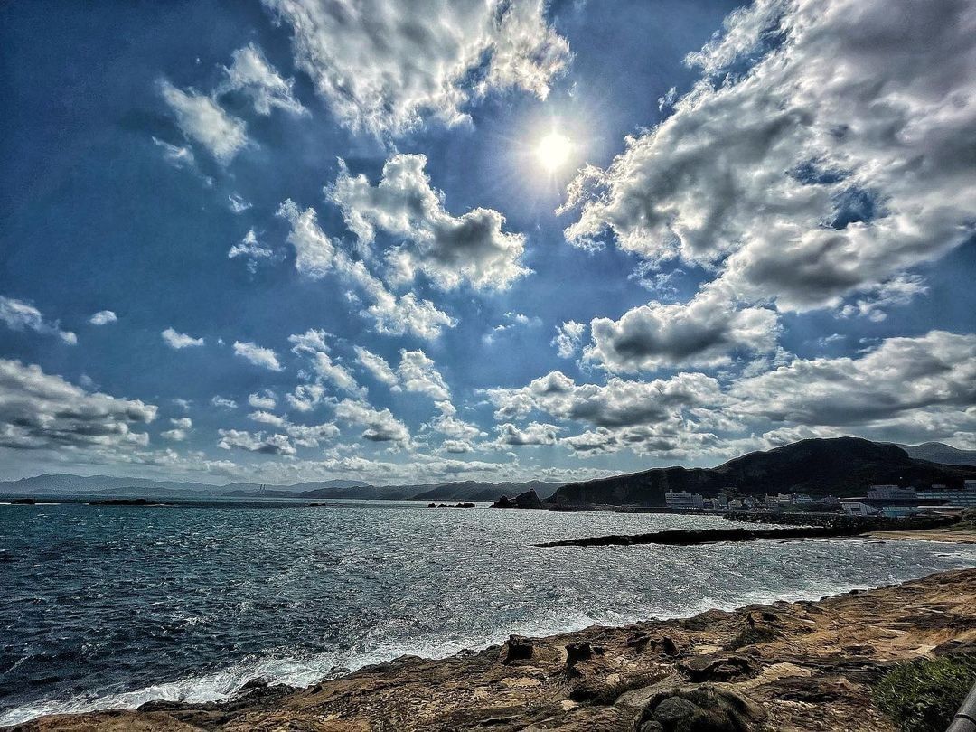 陽光照亮了大地，也照亮了你我的心，大家這週過得如何呢？