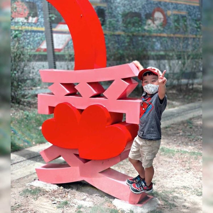 小孩子的笑容有魔法，是世上最珍貴的寶藏 ε٩(๑> ₃ <)۶з