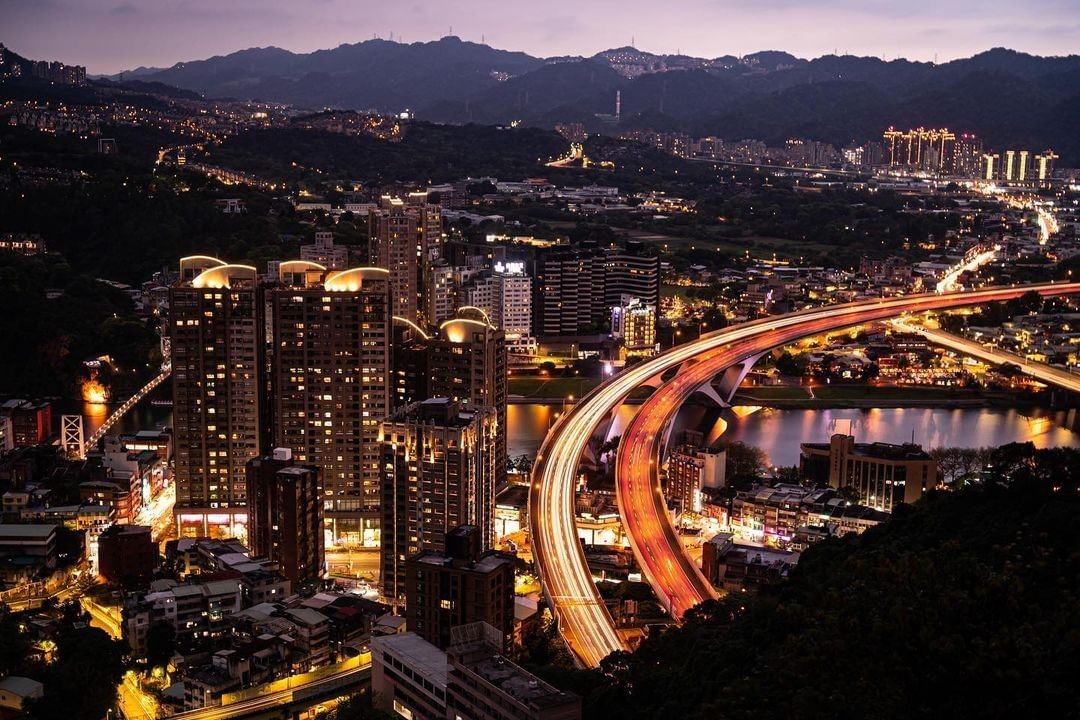 新店隱藏版夜景只要20分鐘就可抵達