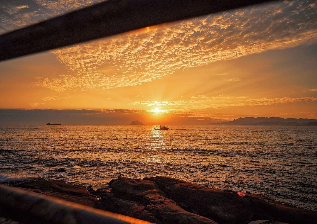 看著太陽緩緩升起，四年一次的世足比賽你都幾點才睡呢？