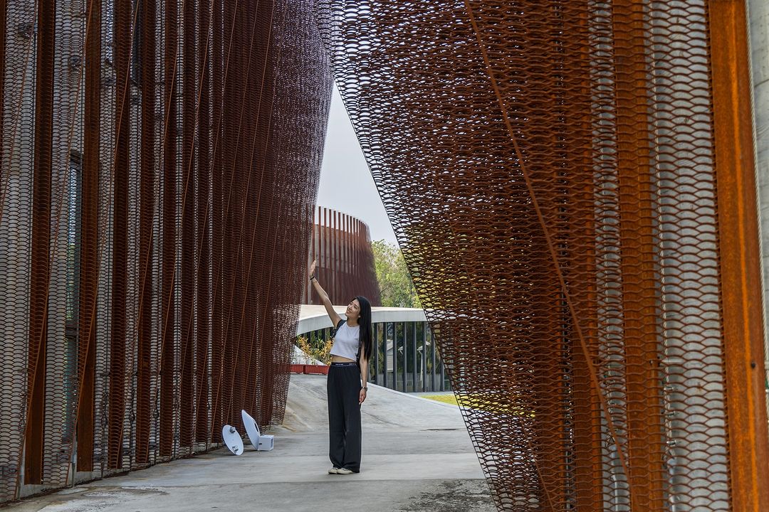 隱身郊區！新秘境美拍點！