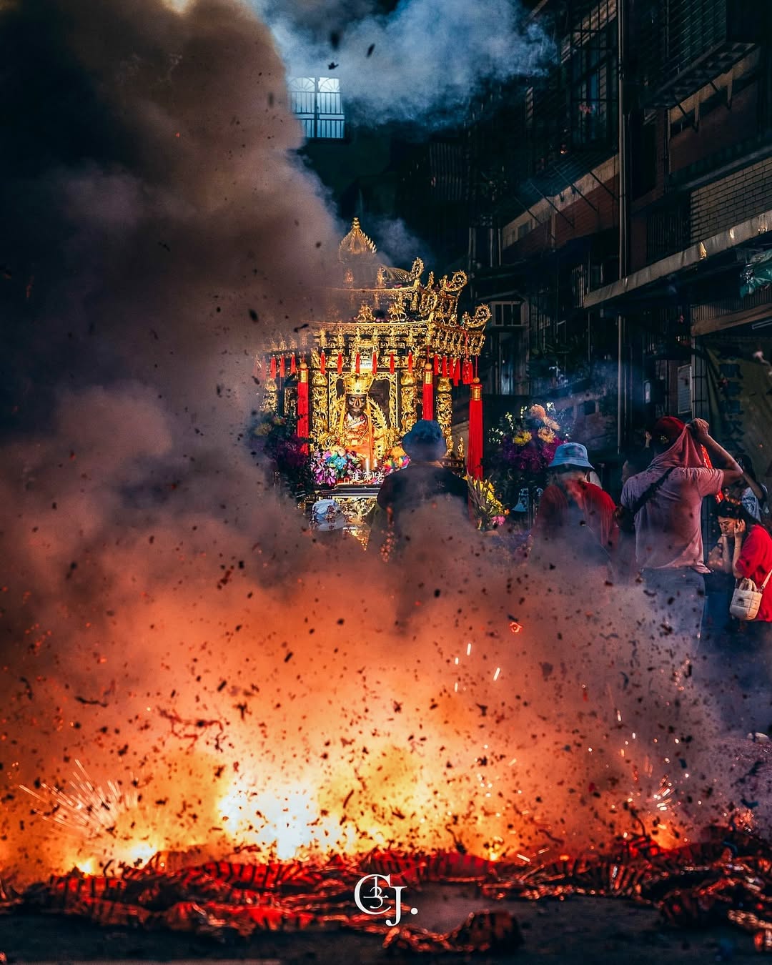暗訪拍攝神像會落鼻？太神啦～