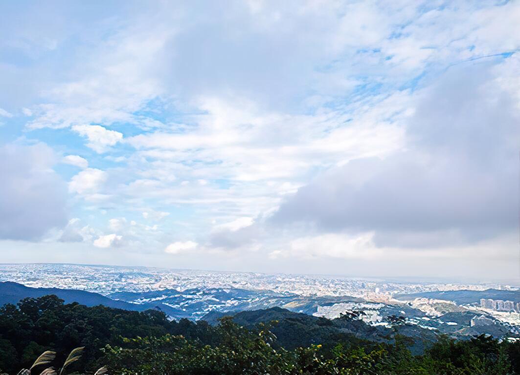 「수린」의 타이완 소백악 등산, 지역 최대의 토지공 사당에서 평안 기원