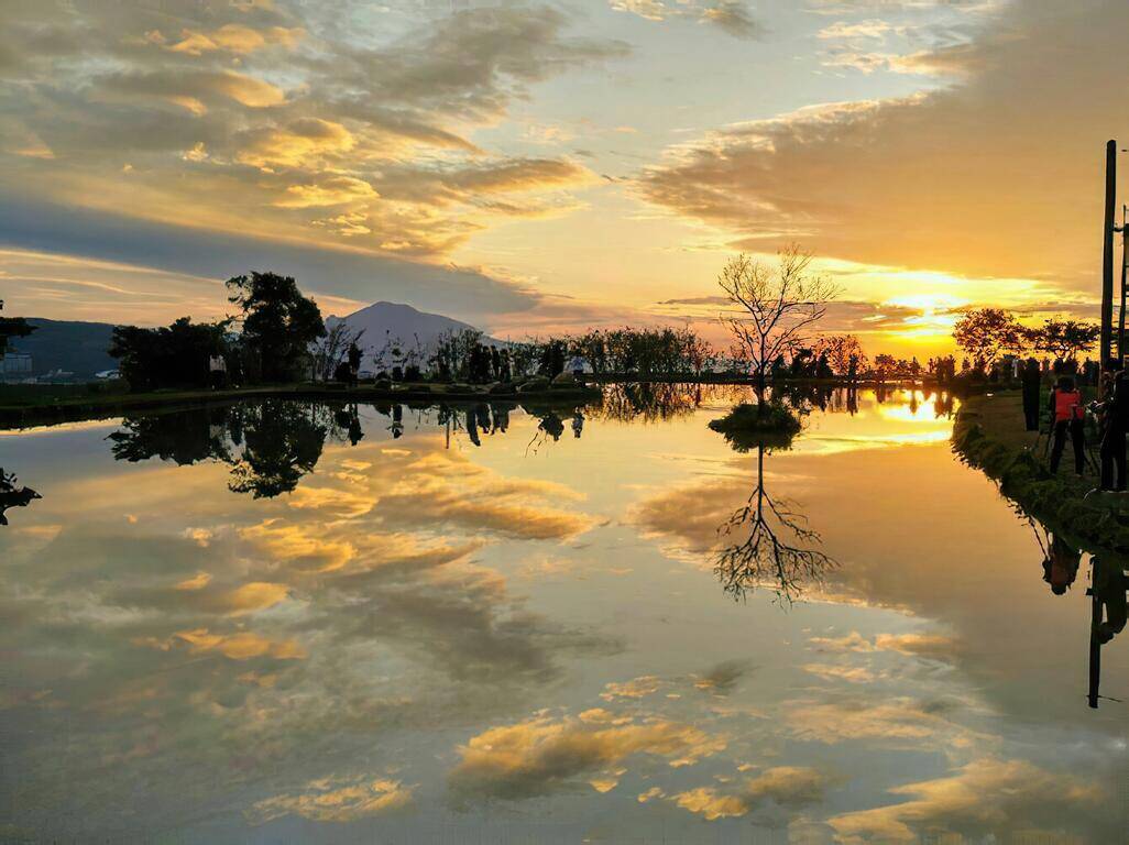 田心子夕阳景色