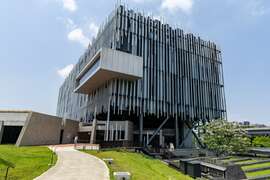 新北市美術館主館建築