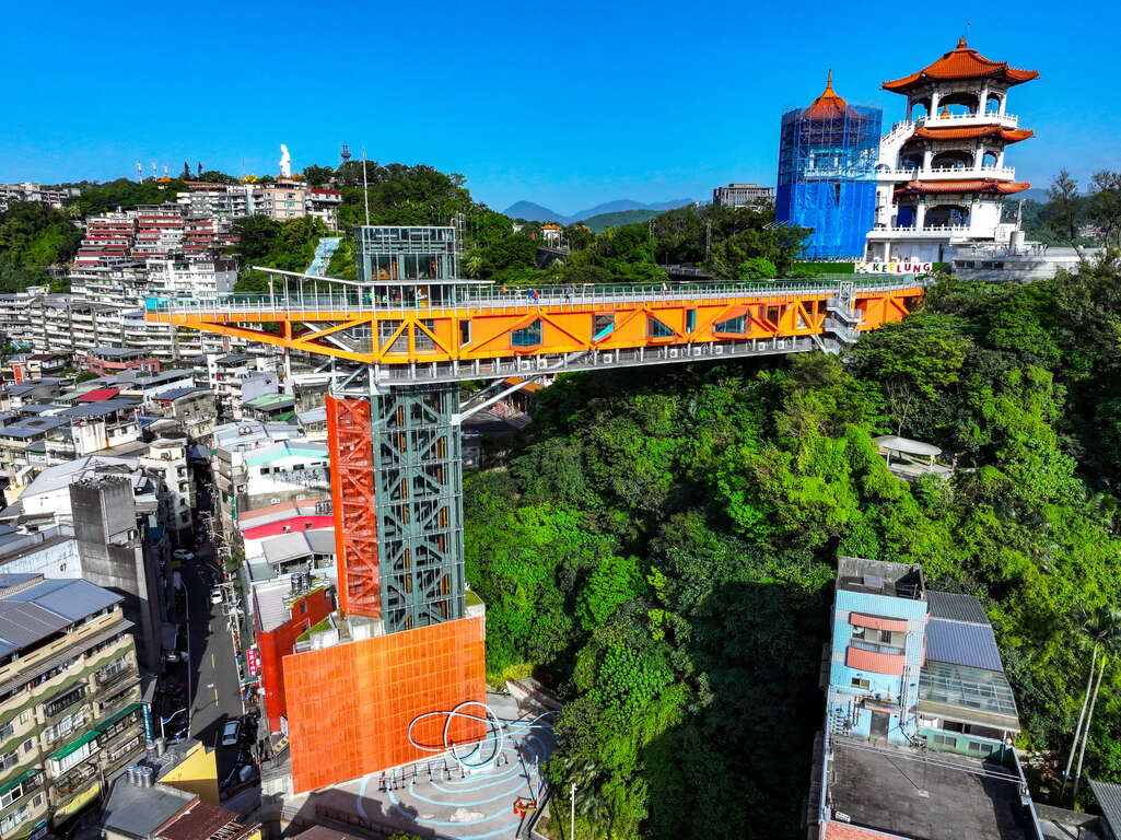 基隆塔(远见人文。崆书屋)