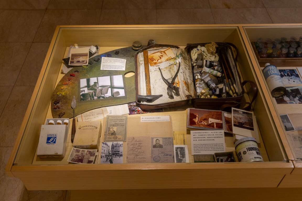 杨三郎美术馆-作画用具与照片