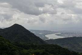牛港棱登山步道：出火号