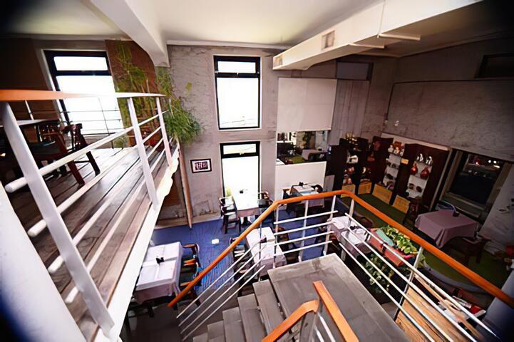 二號倉庫．文創