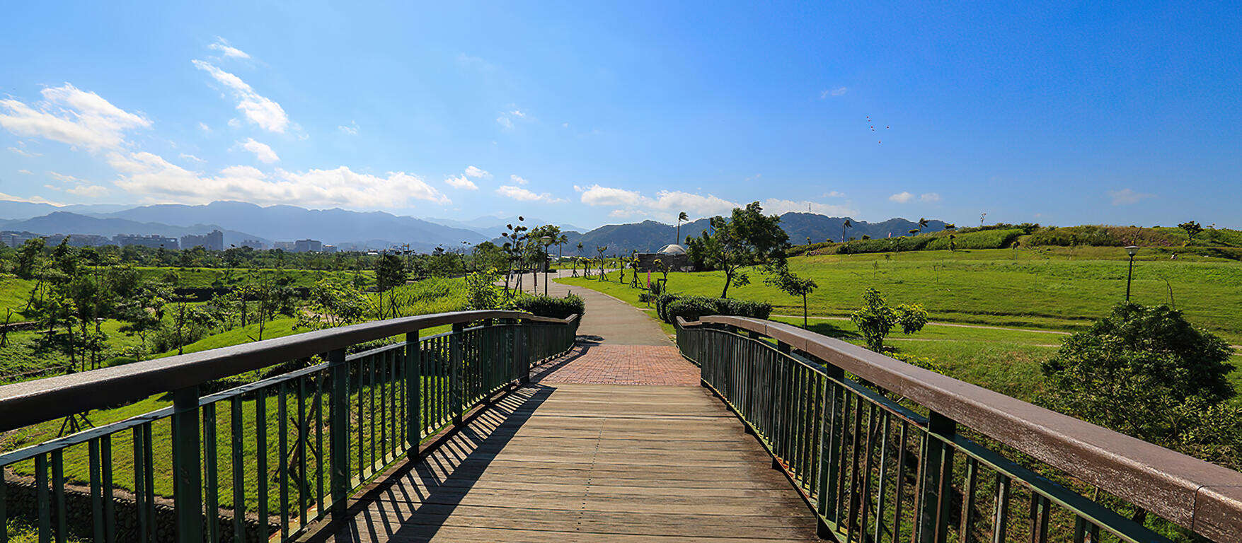 龙窑桥的沿路风景秀丽