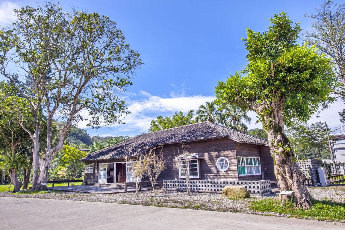 台灣農林大寮茶文館-建築外觀