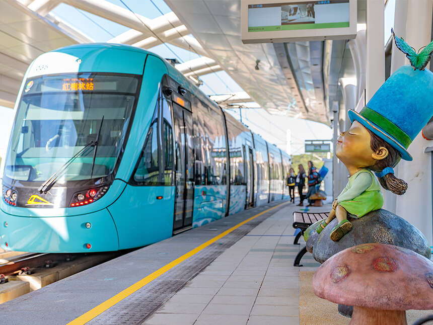 Jimmy's Public Art at Danhai Light Rail