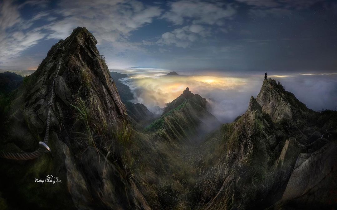 坐擁山海美景的路線，層疊山巒間，偶遇的雲海美景，是眾多攝影師追尋的焦點～