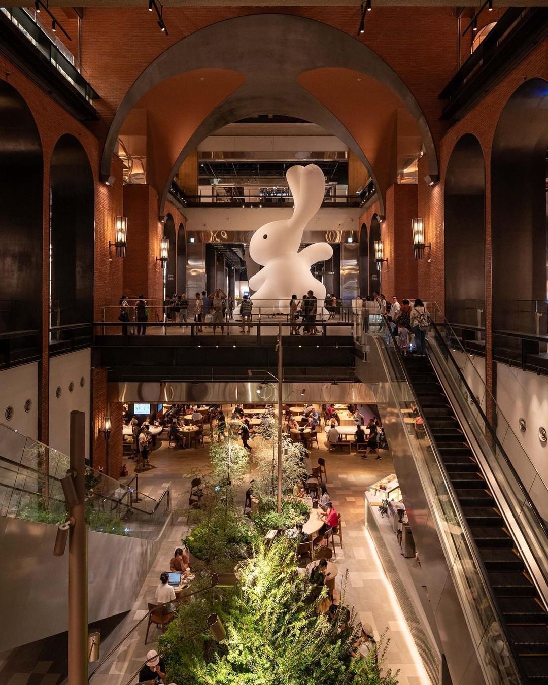 巨型兔子 #太極尼尼 週末等你來打卡！