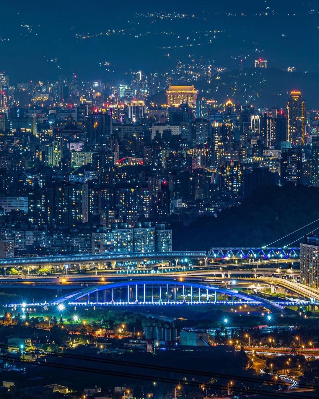 令人心醉的美麗夜景🌙🌃 