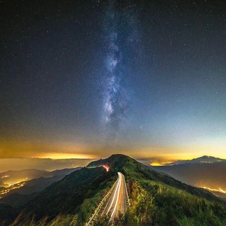 浪漫的不厭亭銀河就想跟你/妳去🥰🌙🌃 你看過不厭亭的銀河了嗎？