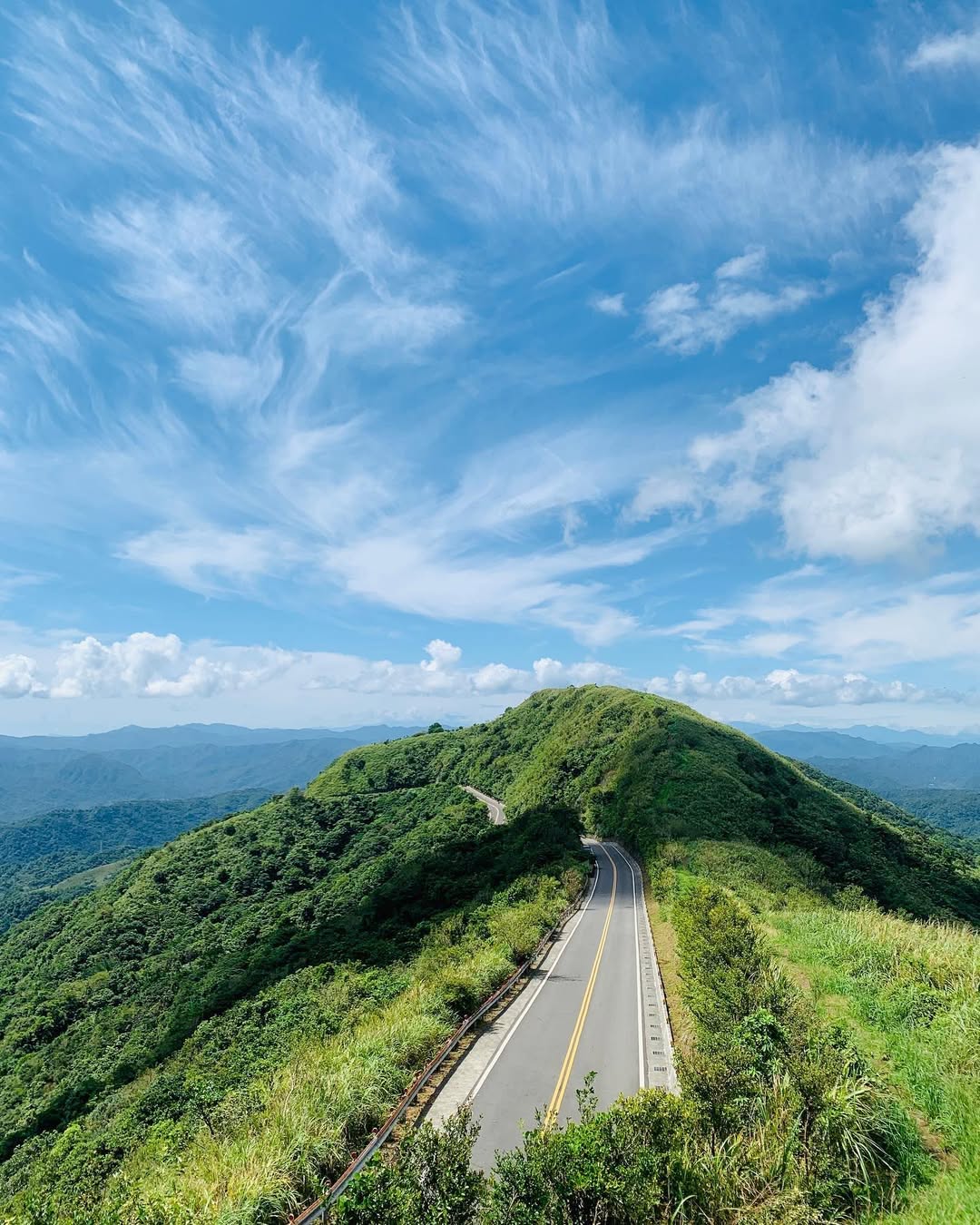 靜謐、神秘、又帶點浪漫🌤️傳說中的「寂寞公路」🌄